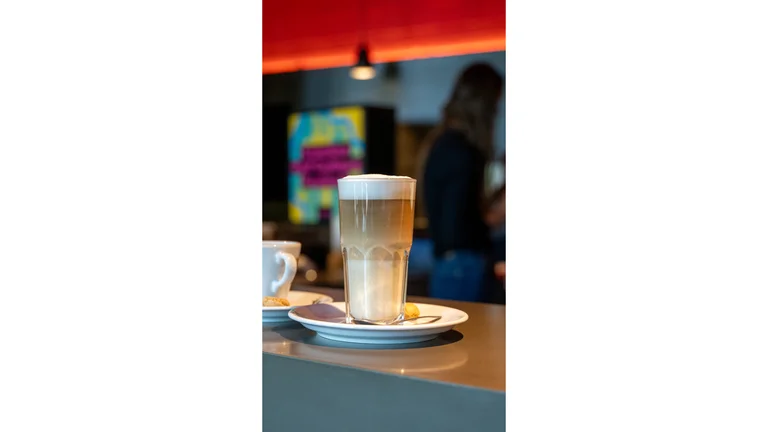 Ein Latte Macchiato.
