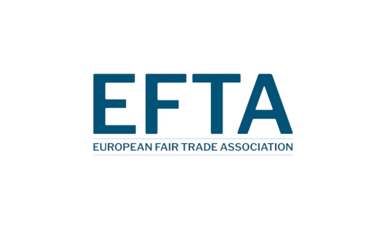 Logo der EFTA, blaue Schrift auf weiß: Groß "EFTA", darunter kleiner in Großbuchstaben "European Fair Trade Association"