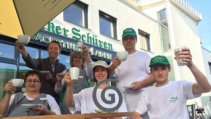 Ob morgens zum Brötchen oder zum nachmittags zur Torte: Bei Bäcker Schüren gibt’s immer fairen GEPA-Kaffee.