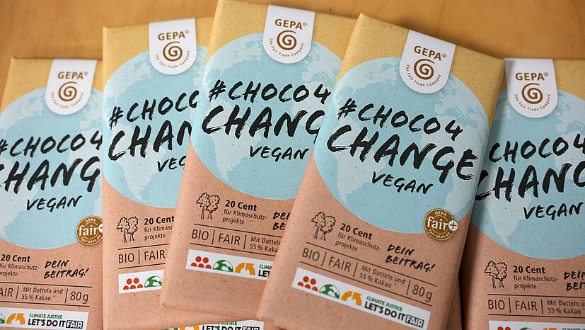 Ab Ende September 2021 ist die neue #Choco4Change Vegan im Handel erhältlich | Foto: GEPA - The Fair Trade Company / Anne Welsing