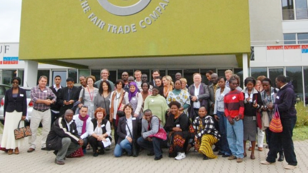 2012-WFTO-Afrika delegation bei gepa 615